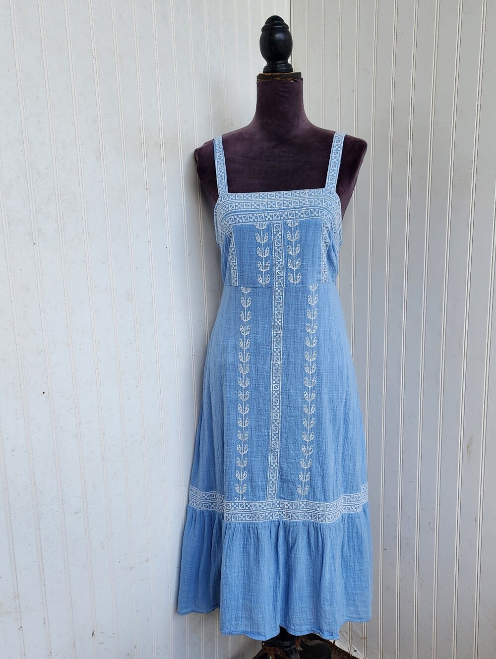 Shore Brand Midi Blue White Hand Stich Dress Rayon Sleeveless Ruffle Smocked S